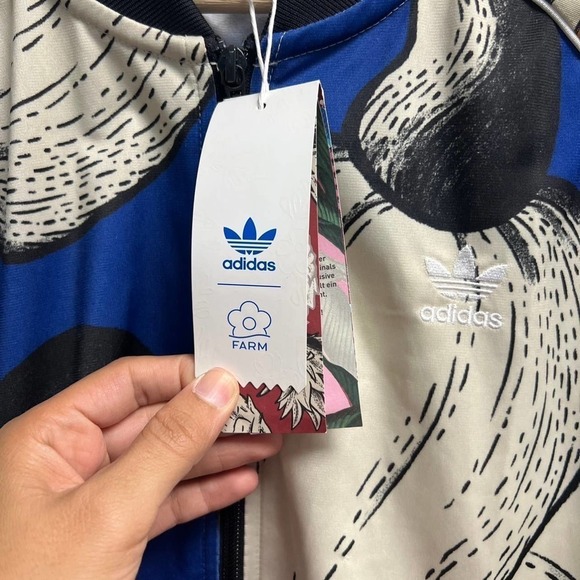 Adidas Originals X Farm Superstar Track jacket‎ and Shorts Set - Picture 7 of 13